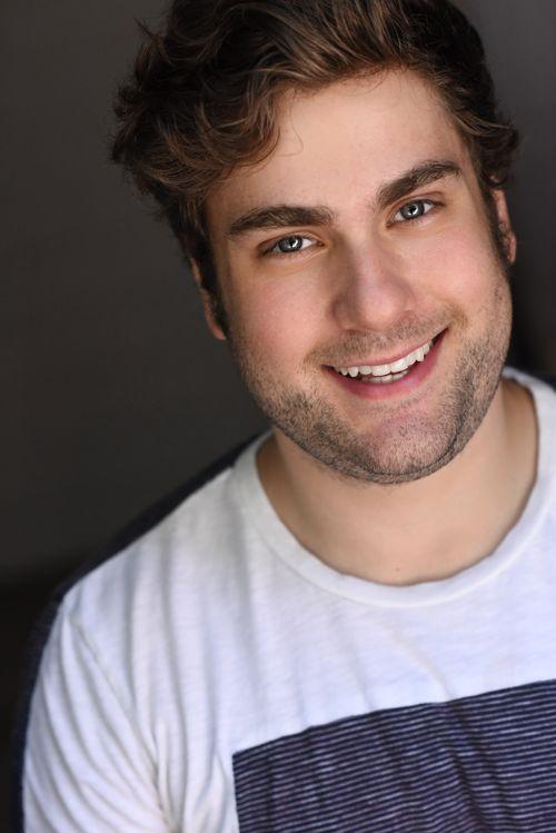 Daniel Lewis